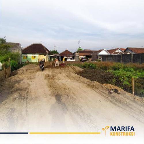 Marifa Konstruksi di Marifa Thamrin Regency - Proses Pengurukan Lahan Sebelum Proses Pembangunan